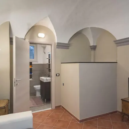 Genovahost - Dalla Cattedrale Apartman Genova